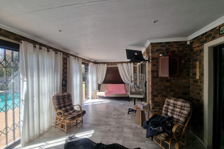 4 Bedroom Property for Sale in Stilfontein Ext 4 North West